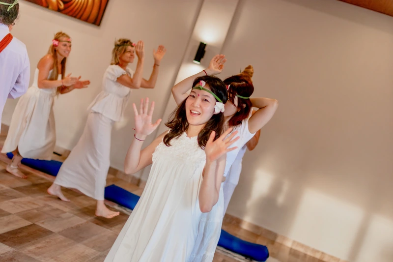 Reflection and group sharing near Bali water site