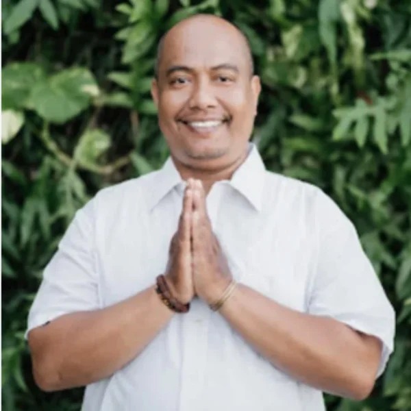 Wayan Muliarta, Ayurveda and philosophy teacher at Divinepath Bali